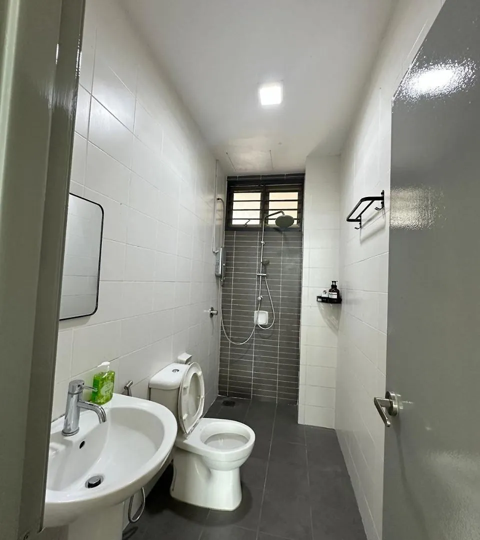 Appartamento Mount Austin Atarigame And Neflix 9Pax Balcony Palazio Johor Bahru Malesia